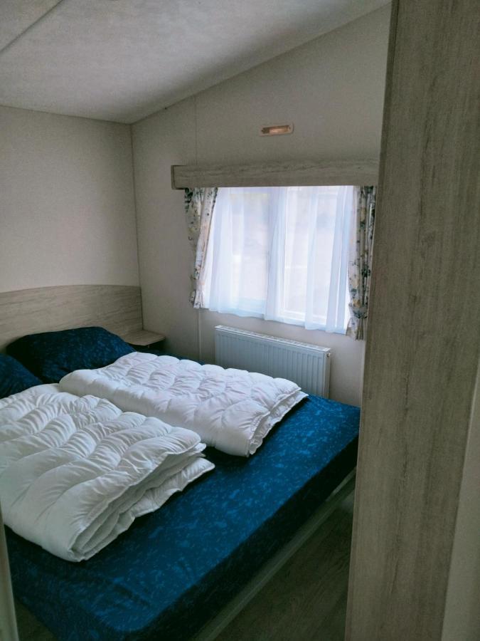 Bj Chalets - De Rug 1 - Vakantiepark Lauwersoog - Luxe Chalet Met Vaatwasser! Vroege Incheck! Εξωτερικό φωτογραφία