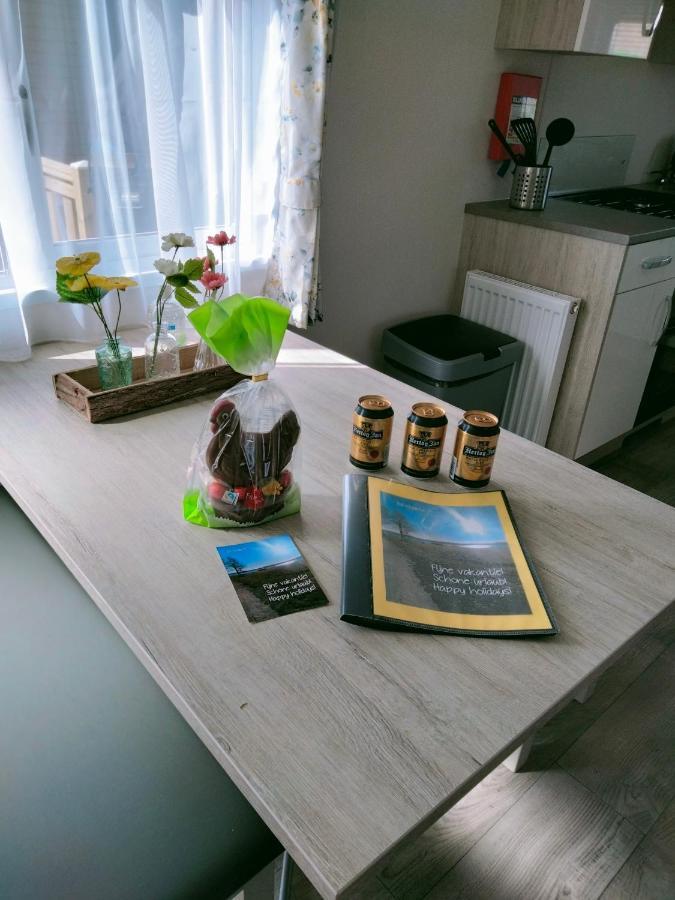 Bj Chalets - De Rug 1 - Vakantiepark Lauwersoog - Luxe Chalet Met Vaatwasser! Vroege Incheck! Εξωτερικό φωτογραφία